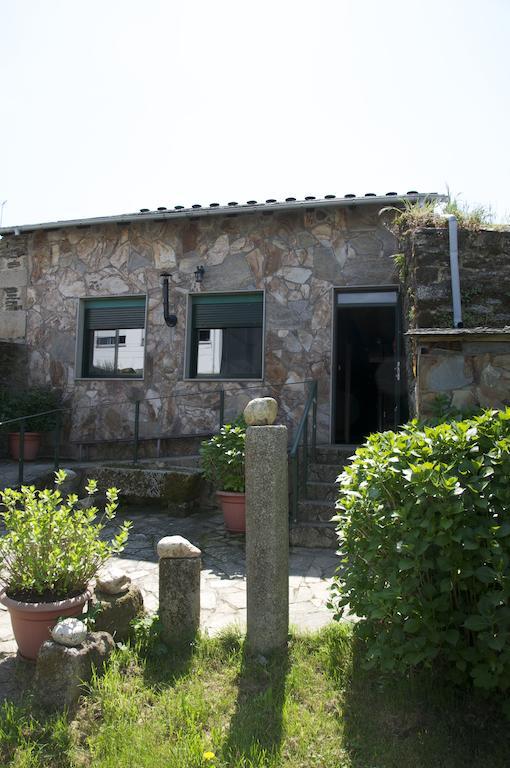 Albergue Los Blasones Sarria Kültér fotó