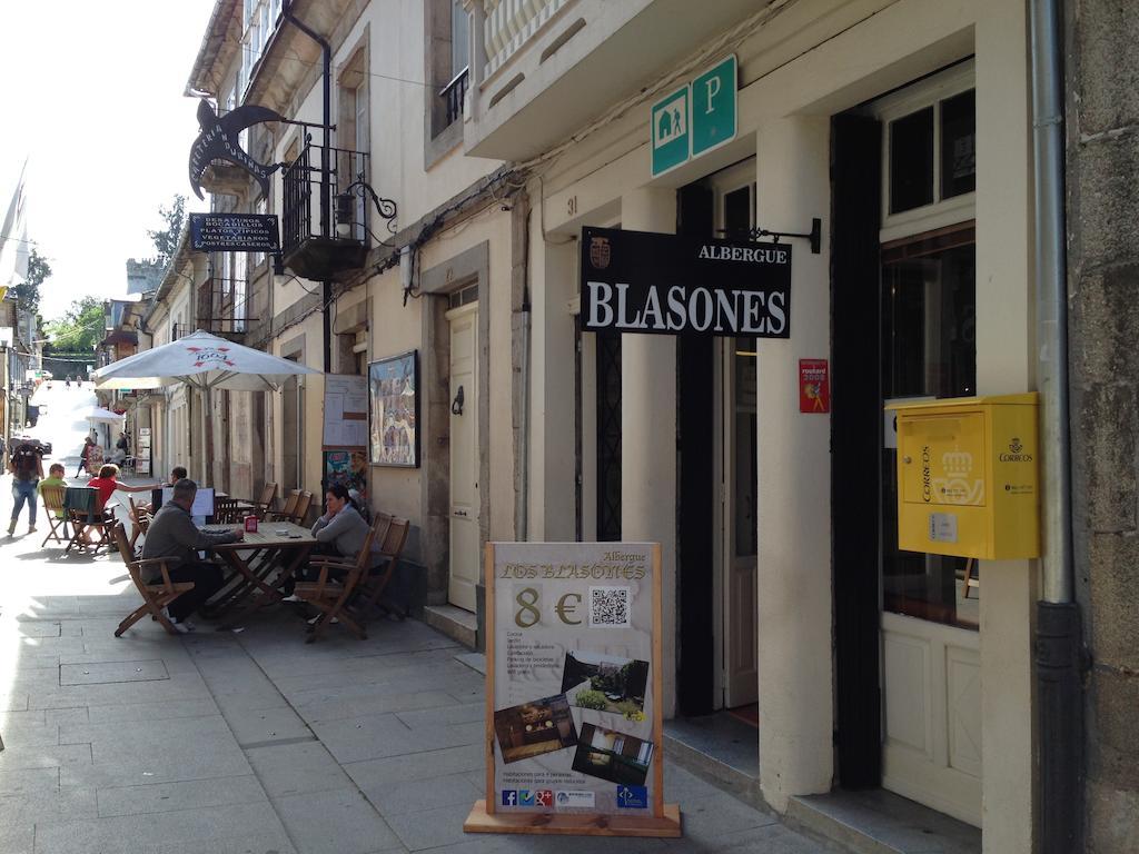 Albergue Los Blasones Sarria Kültér fotó